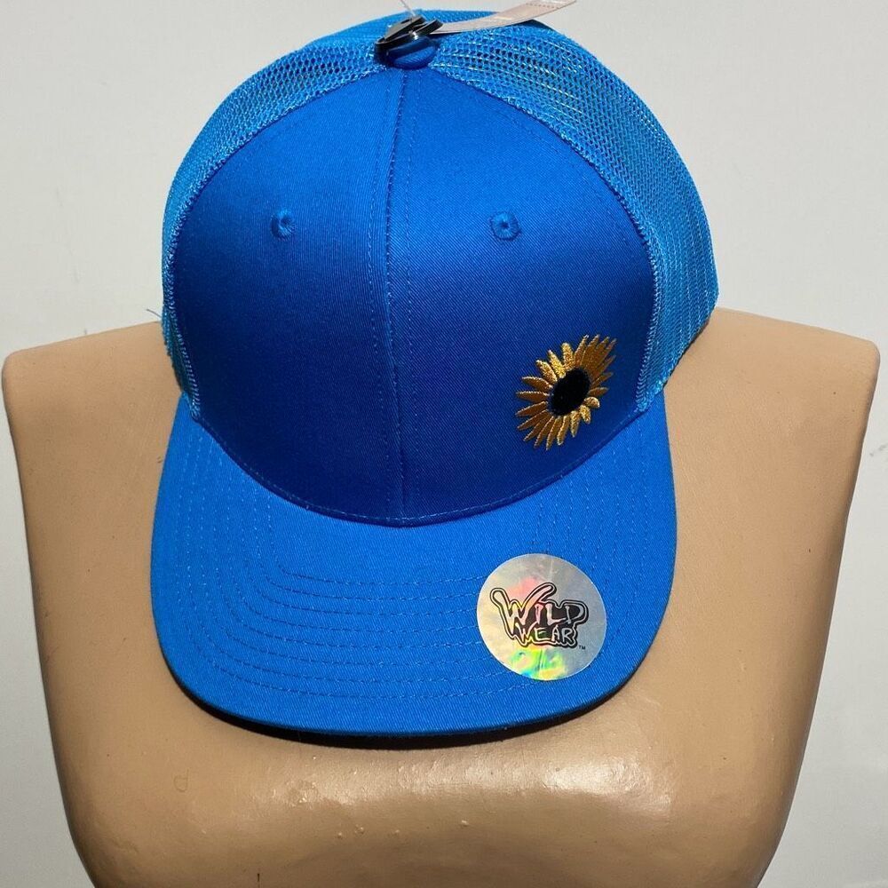 Wild Wear Men's Embroidered Sunflower Cotton Blend Trucker Snapback Cap Hat NWT